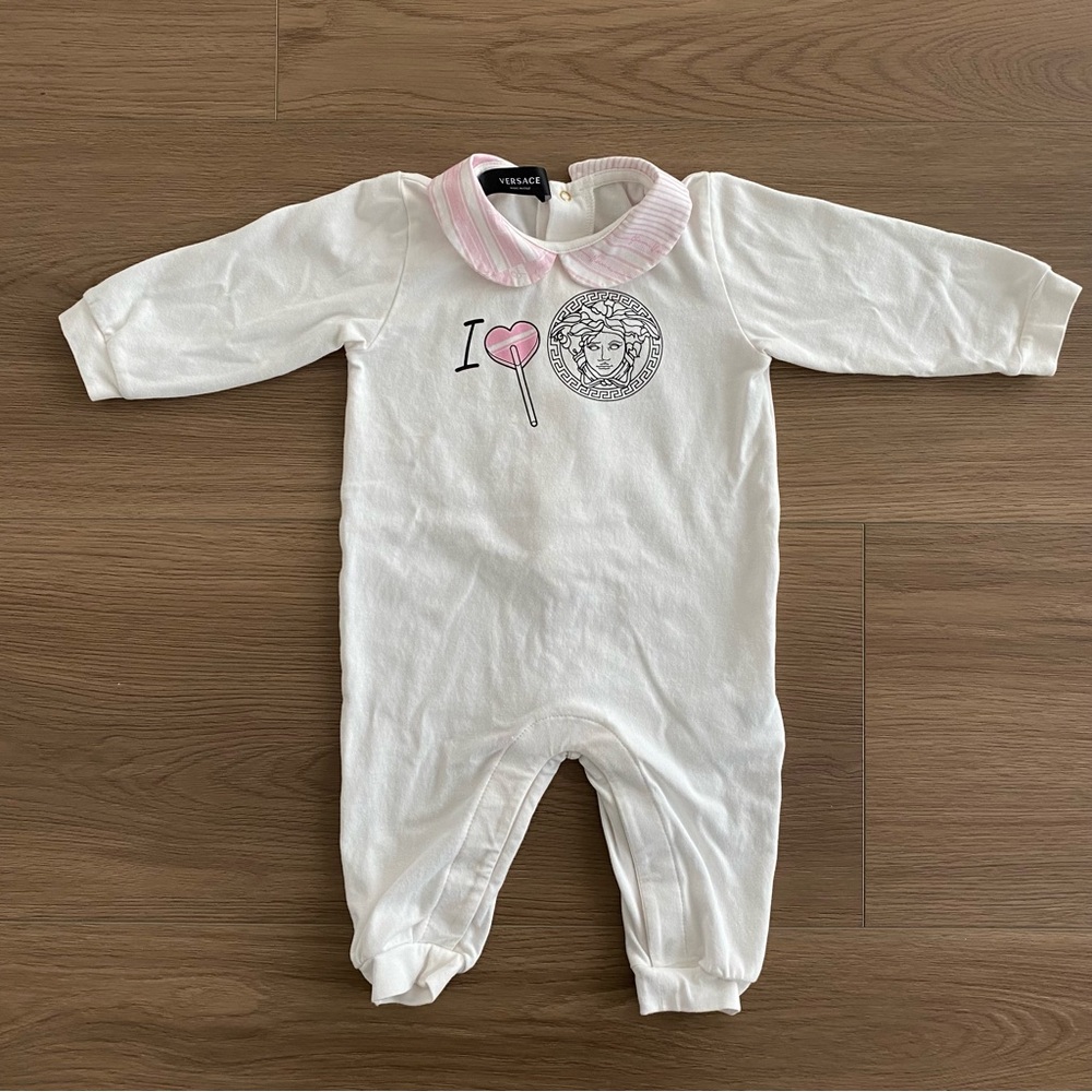 Versace Baby White I Heart Medusa Bodysuit Baby Girl’s Size 3/6M